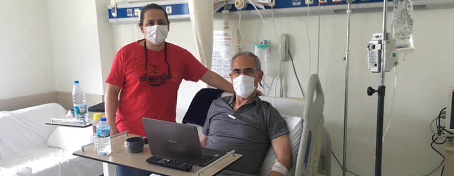 Prof.Dr. Halil Kumsar Sarayköy’de iş kazası geçirdi!