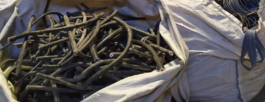 Hırsızlar 210 bin TL değerindeki kabloları Denizli’de sattılar