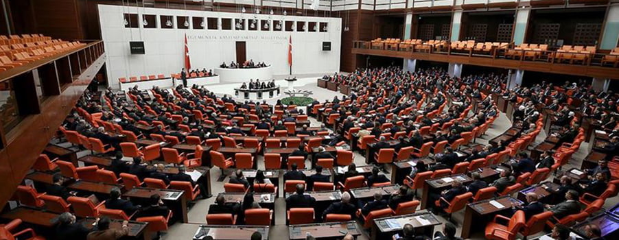 Nilgün Ök’ün ‘Tecavüzü unutmayın’ sözü HDP ve AK Parti’yi karşı karşıya getirdi