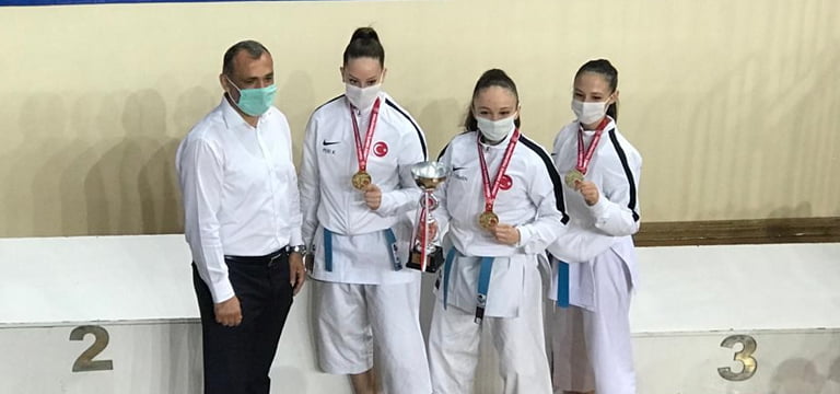Denizlili kızlar Kata’da Türkiye şampiyonu oldu