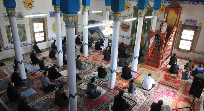 6 Asırlık Cevher/Gevher Paşa Cami Yeniden İbadete Açıldı