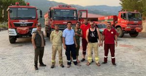 Antalya’dan dönen orman ekibini kurban keserek karşıladılar!