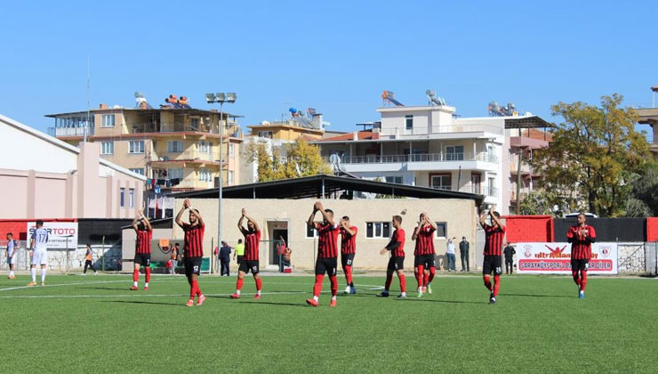Sarayköyspor yenilenen stadında galibiyetle başladı