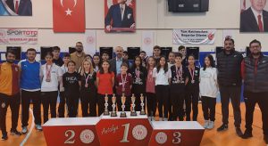 Pamukkale Belediyespor Dartçıları Sezonda 53 Madalya Kazandı