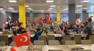 Satranç turnuvasında hamleler 23 Nisan turnuvasının şampiyonluğu için yapıldı!