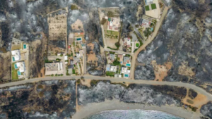 İki haftadır alev alev yanan Rodos Adası’nın son hali içler acısı